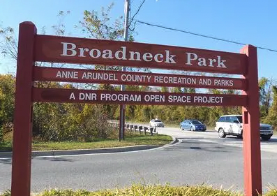 Broadneck Park sign